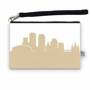 Anne Cate Wristlet New Orleans Skyline - Stadium Approved